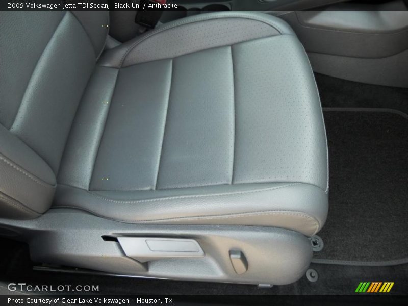 Black Uni / Anthracite 2009 Volkswagen Jetta TDI Sedan