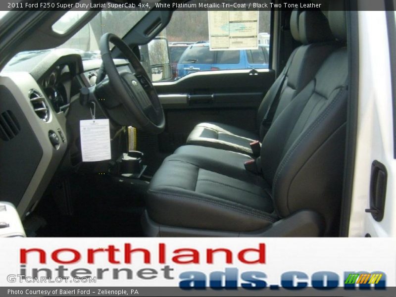 White Platinum Metallic Tri-Coat / Black Two Tone Leather 2011 Ford F250 Super Duty Lariat SuperCab 4x4