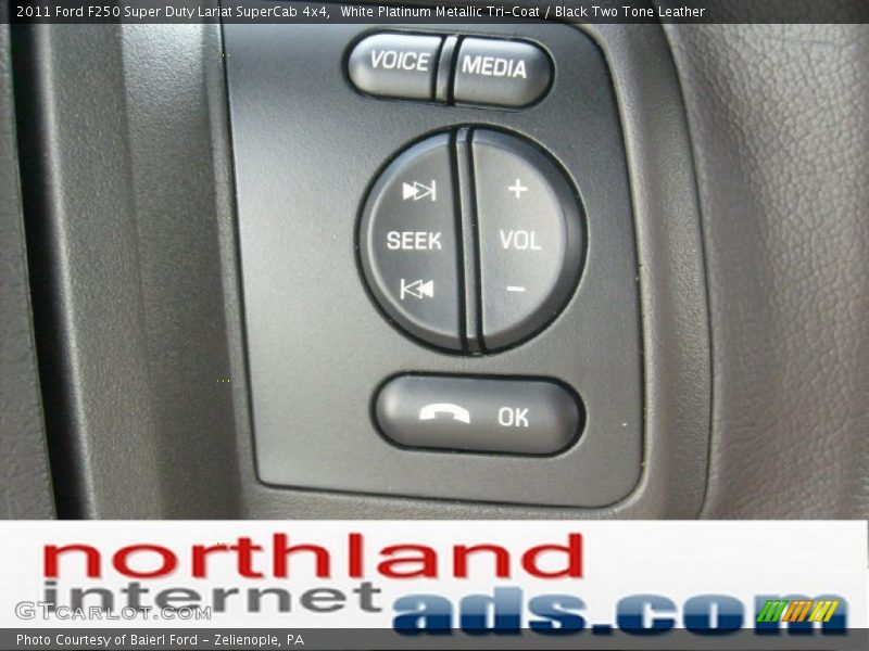 White Platinum Metallic Tri-Coat / Black Two Tone Leather 2011 Ford F250 Super Duty Lariat SuperCab 4x4
