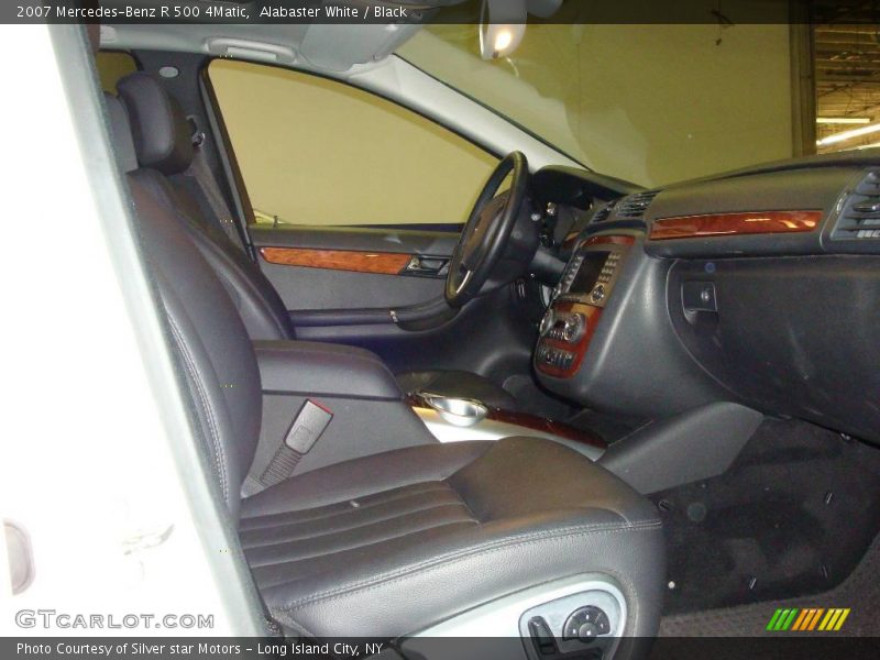 Alabaster White / Black 2007 Mercedes-Benz R 500 4Matic