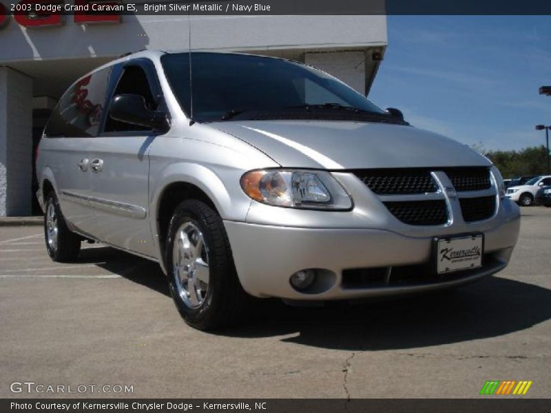 Bright Silver Metallic / Navy Blue 2003 Dodge Grand Caravan ES