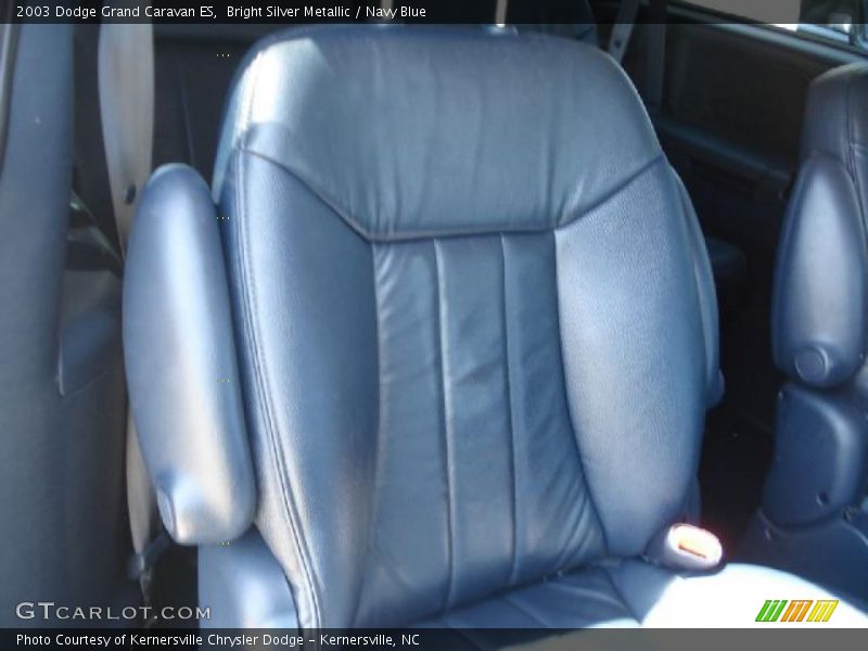 Bright Silver Metallic / Navy Blue 2003 Dodge Grand Caravan ES
