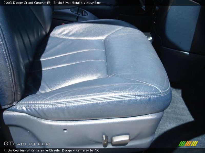 Bright Silver Metallic / Navy Blue 2003 Dodge Grand Caravan ES