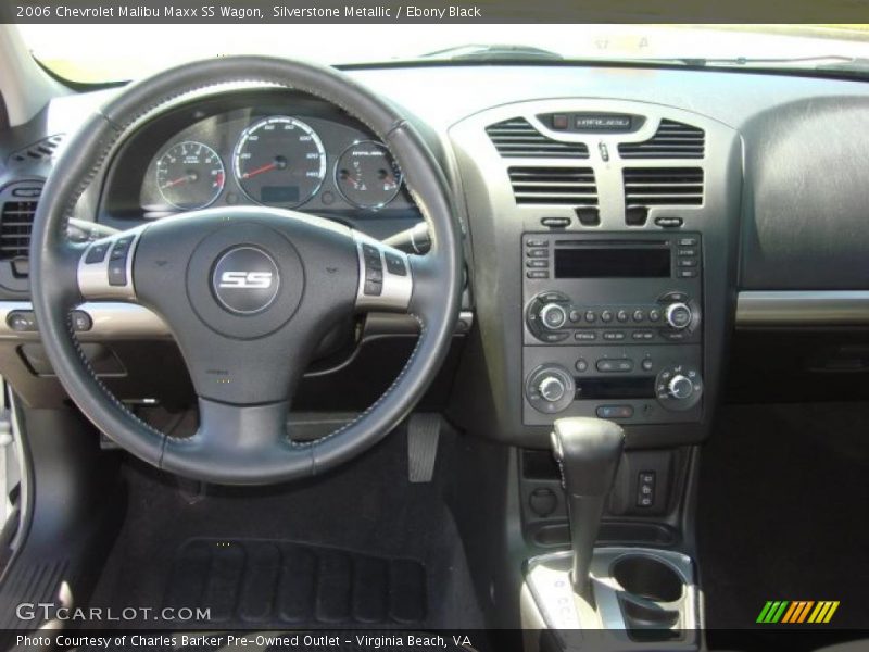 Dashboard of 2006 Malibu Maxx SS Wagon