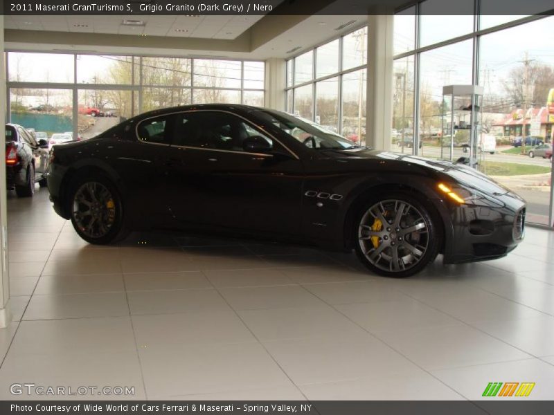 Grigio Granito (Dark Grey) / Nero 2011 Maserati GranTurismo S