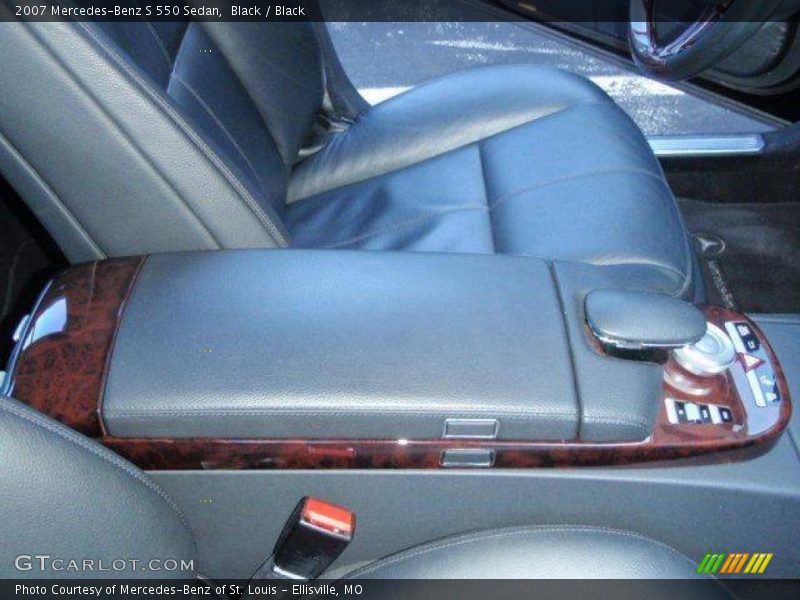Black / Black 2007 Mercedes-Benz S 550 Sedan