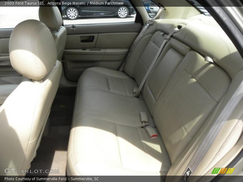  2003 Taurus SES Medium Parchment Interior