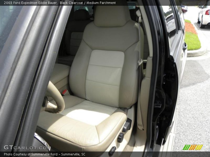 Black Clearcoat / Medium Parchment 2003 Ford Expedition Eddie Bauer