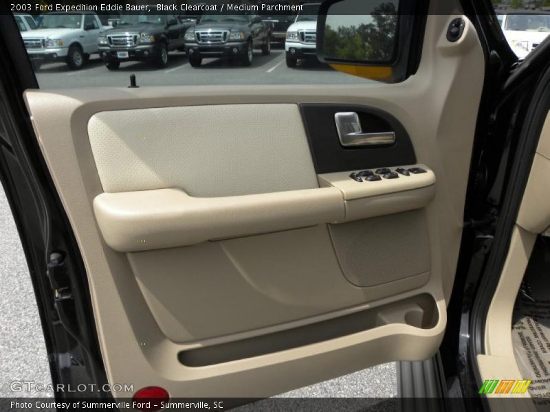 Black Clearcoat / Medium Parchment 2003 Ford Expedition Eddie Bauer