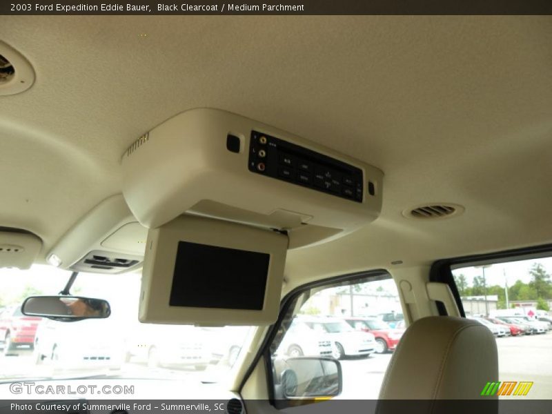 Black Clearcoat / Medium Parchment 2003 Ford Expedition Eddie Bauer