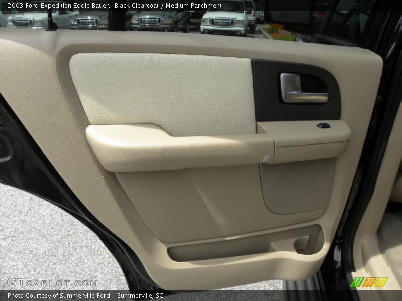 Black Clearcoat / Medium Parchment 2003 Ford Expedition Eddie Bauer