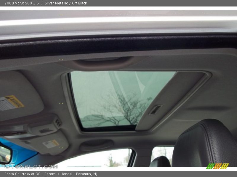 Silver Metallic / Off Black 2008 Volvo S60 2.5T