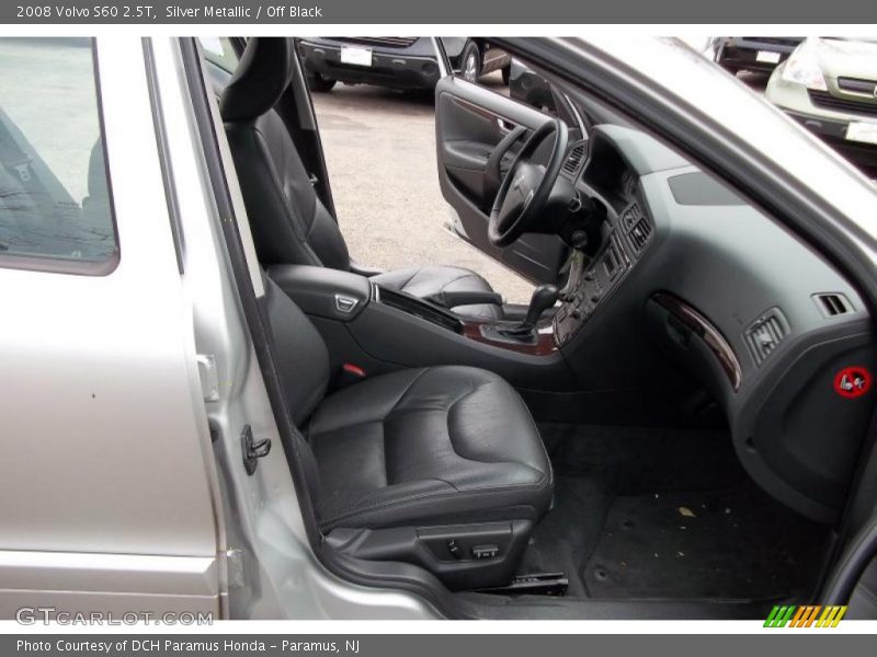 Silver Metallic / Off Black 2008 Volvo S60 2.5T