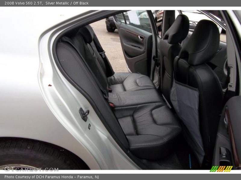 Silver Metallic / Off Black 2008 Volvo S60 2.5T
