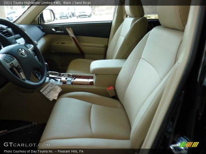 Black / Sand Beige 2011 Toyota Highlander Limited 4WD