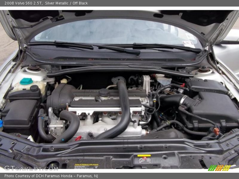 Silver Metallic / Off Black 2008 Volvo S60 2.5T