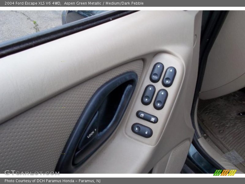 Aspen Green Metallic / Medium/Dark Pebble 2004 Ford Escape XLS V6 4WD