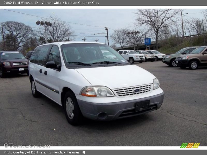 Vibrant White / Medium Graphite Grey 2002 Ford Windstar LX