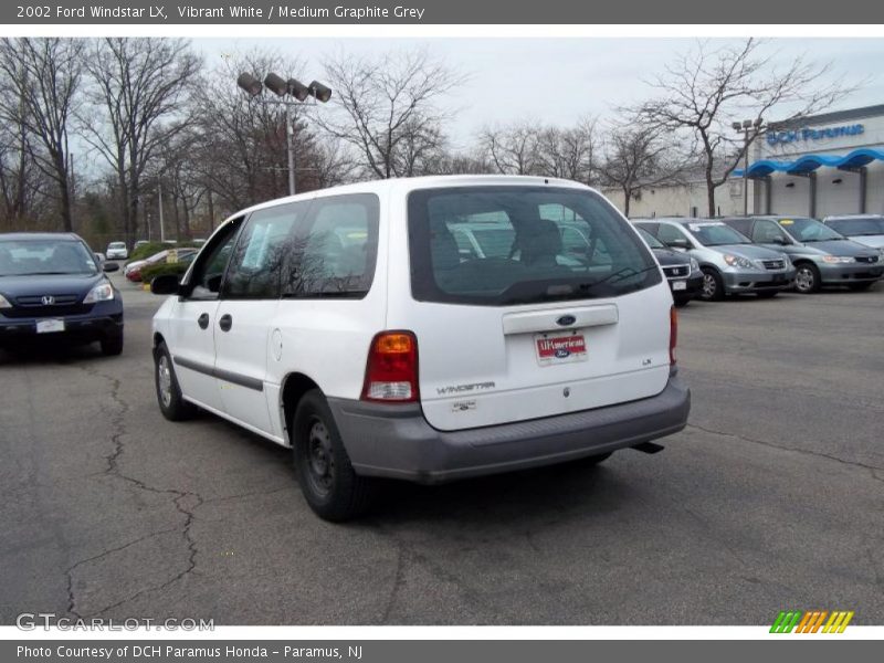 Vibrant White / Medium Graphite Grey 2002 Ford Windstar LX