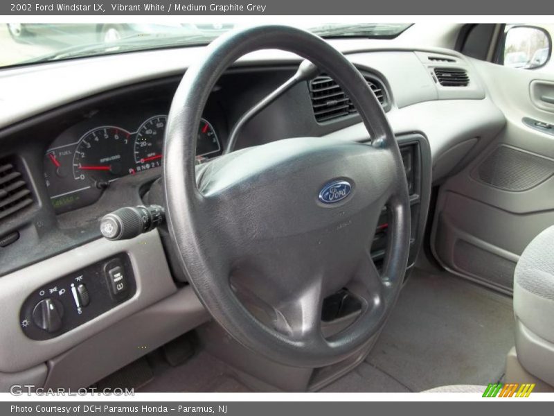 Vibrant White / Medium Graphite Grey 2002 Ford Windstar LX