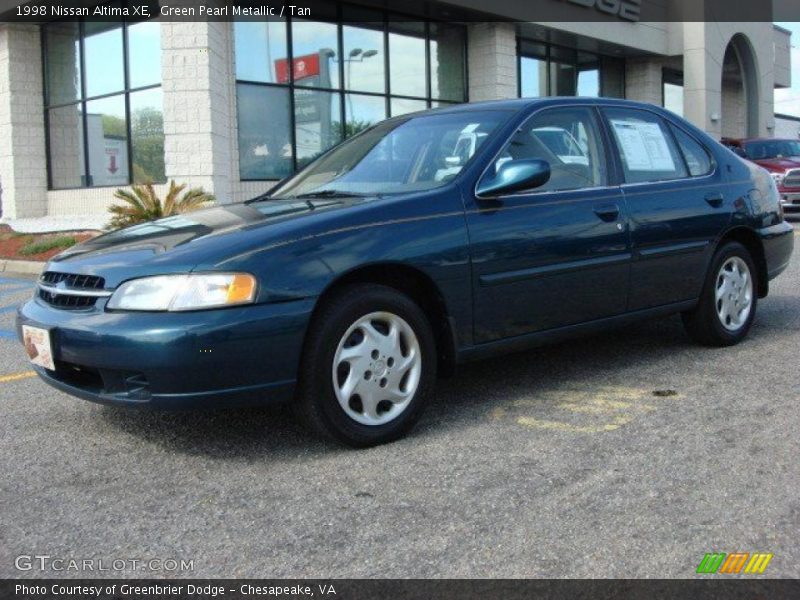 Green Pearl Metallic / Tan 1998 Nissan Altima XE