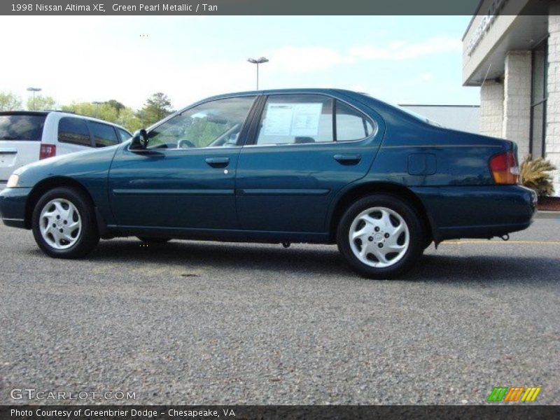 Green Pearl Metallic / Tan 1998 Nissan Altima XE