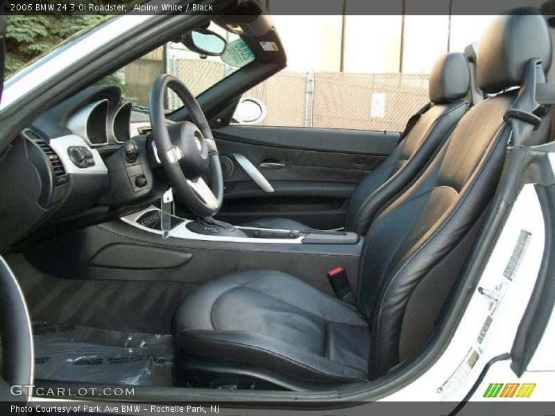 Alpine White / Black 2006 BMW Z4 3.0i Roadster