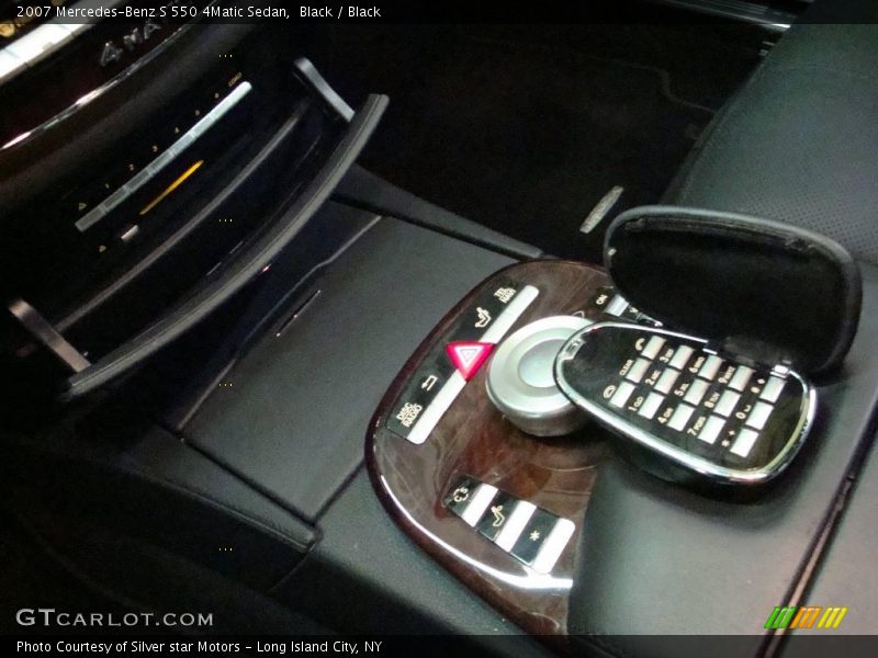 Black / Black 2007 Mercedes-Benz S 550 4Matic Sedan