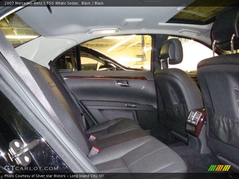 Black / Black 2007 Mercedes-Benz S 550 4Matic Sedan