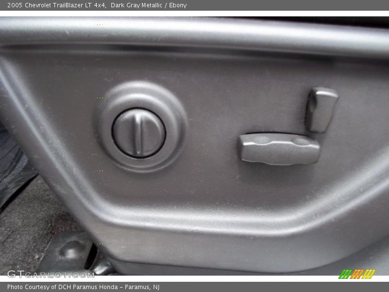 Dark Gray Metallic / Ebony 2005 Chevrolet TrailBlazer LT 4x4