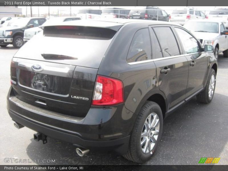 Tuxedo Black Metallic / Charcoal Black 2011 Ford Edge Limited