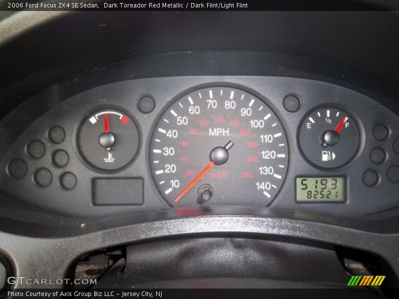 Dark Toreador Red Metallic / Dark Flint/Light Flint 2006 Ford Focus ZX4 SE Sedan