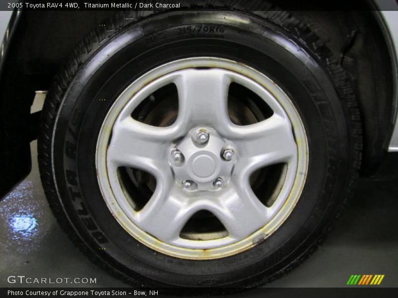 Titanium Metallic / Dark Charcoal 2005 Toyota RAV4 4WD