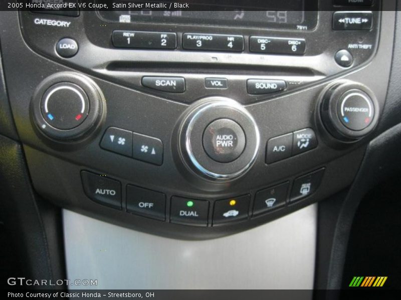 Controls of 2005 Accord EX V6 Coupe