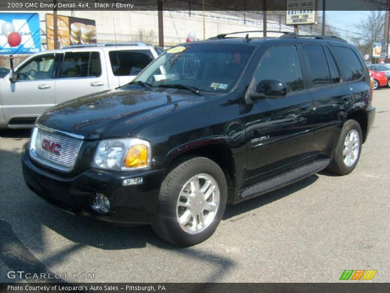 Black / Ebony 2009 GMC Envoy Denali 4x4