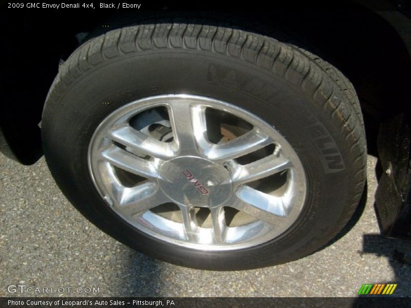Black / Ebony 2009 GMC Envoy Denali 4x4