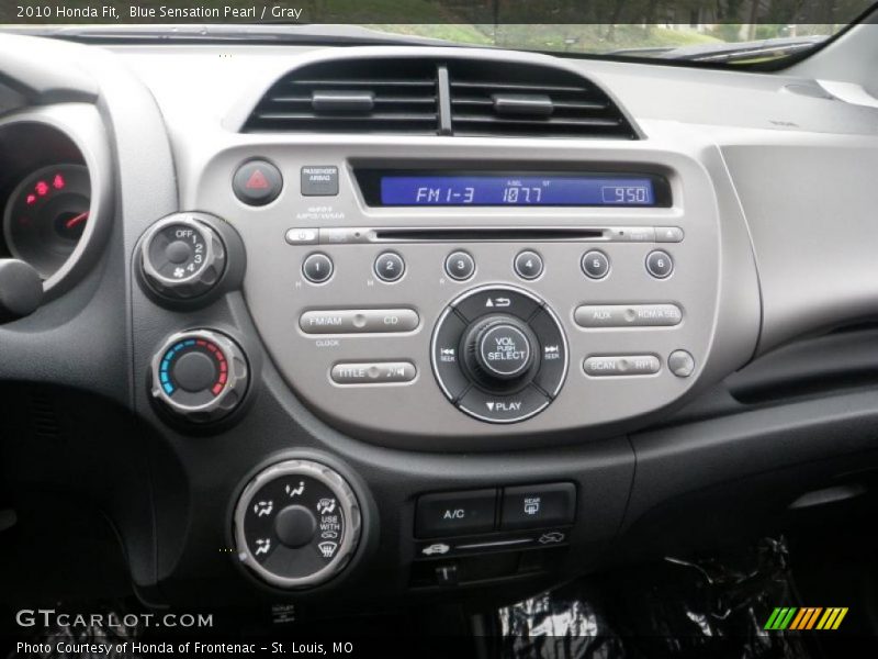 Controls of 2010 Fit 