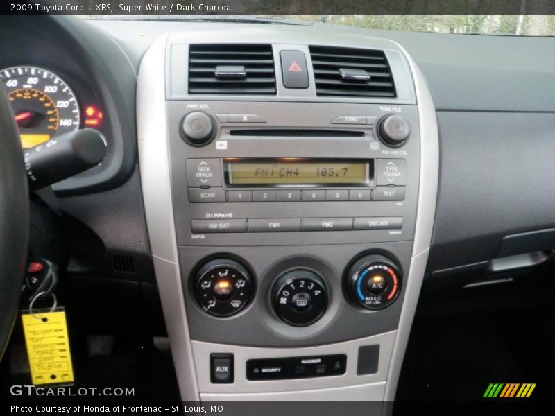 Controls of 2009 Corolla XRS