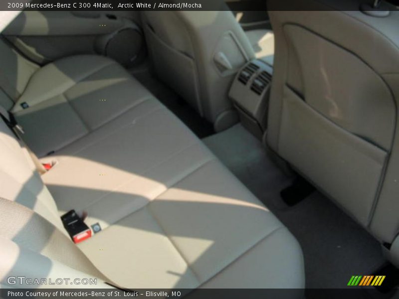 Arctic White / Almond/Mocha 2009 Mercedes-Benz C 300 4Matic