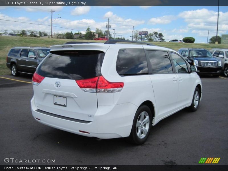 Super White / Light Gray 2011 Toyota Sienna LE