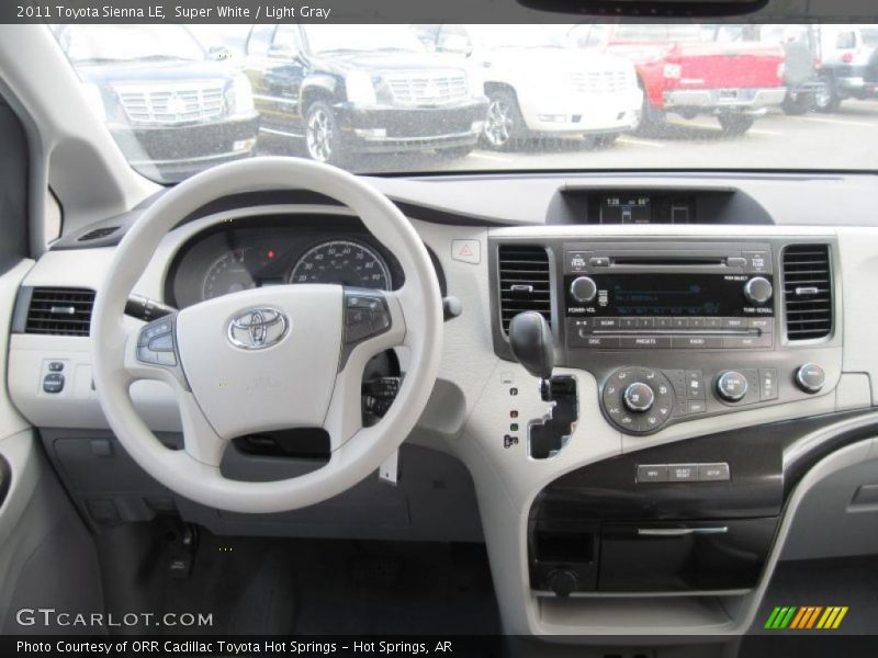 Super White / Light Gray 2011 Toyota Sienna LE