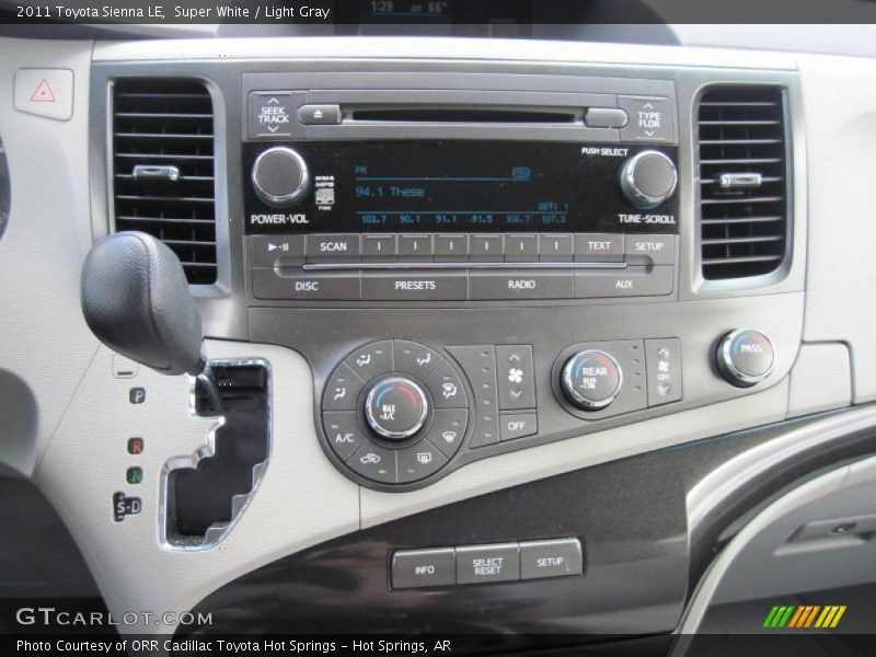 Super White / Light Gray 2011 Toyota Sienna LE