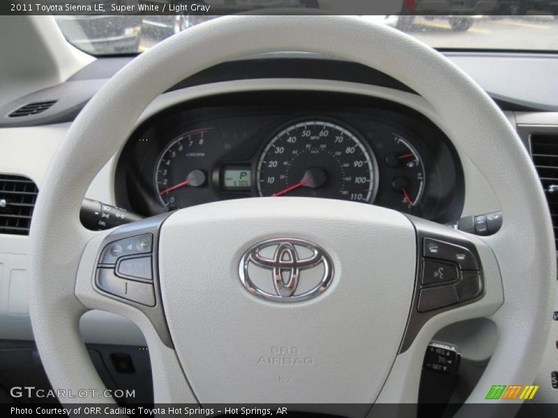 Super White / Light Gray 2011 Toyota Sienna LE
