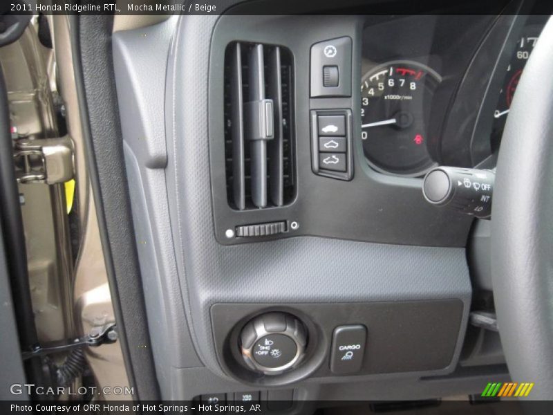 Controls of 2011 Ridgeline RTL