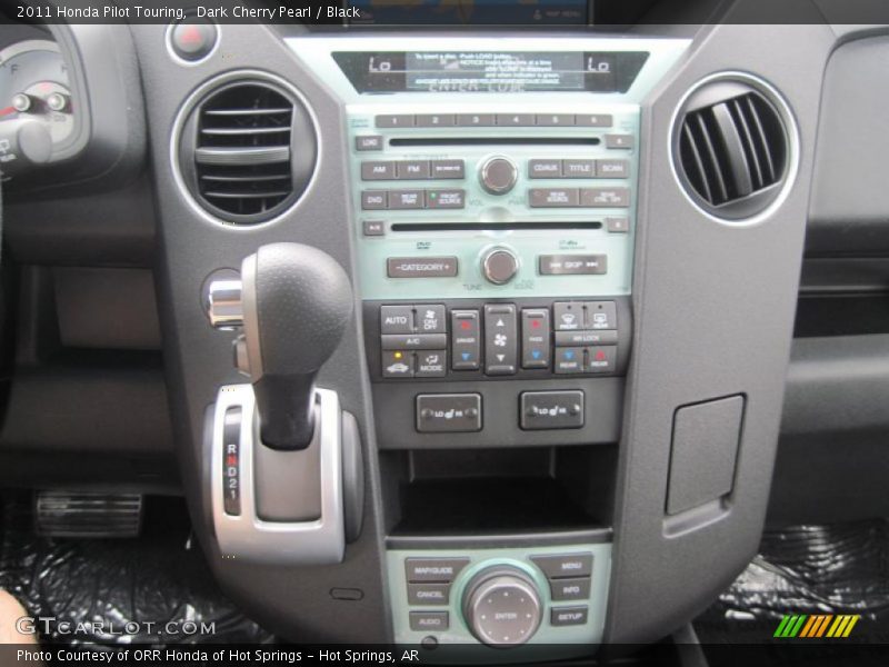 Controls of 2011 Pilot Touring