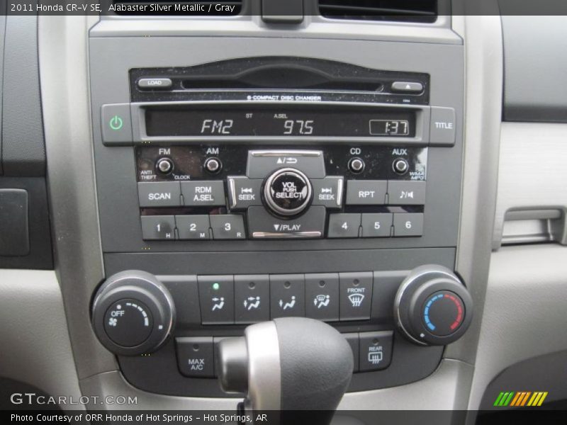 Controls of 2011 CR-V SE