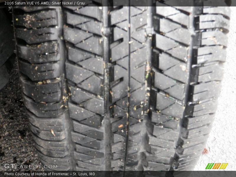 Silver Nickel / Gray 2006 Saturn VUE V6 AWD