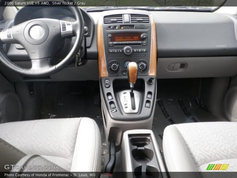 Silver Nickel / Gray 2006 Saturn VUE V6 AWD