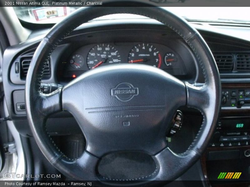 Platinum Metallic / Charcoal 2001 Nissan Altima GLE