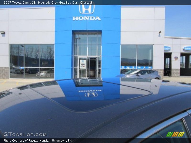 Magnetic Gray Metallic / Dark Charcoal 2007 Toyota Camry SE